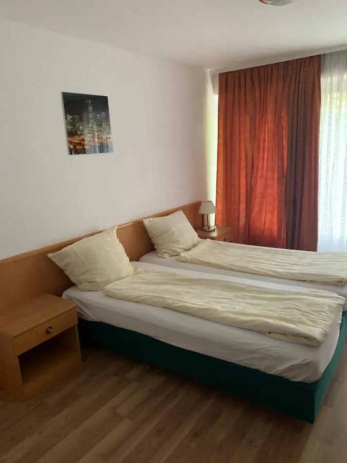 هامبورغ Grando Sukredo Hotel ألمانيا